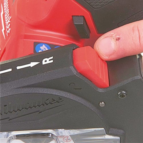 Пила дисковая универсальная аккумуляторная бесщёточная MILWAUKEE M12 FCOT-422X, Ø76 (ЗУ+2акк+кейс)