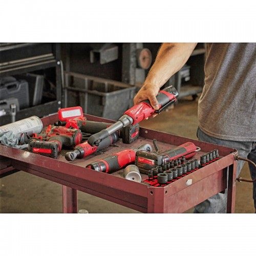 Трещётка аккумуляторная бесщёточная удлинённая MILWAUKEE 3/8\" (47 Нм) M12 2FHIR38LR-0 (каркас)
