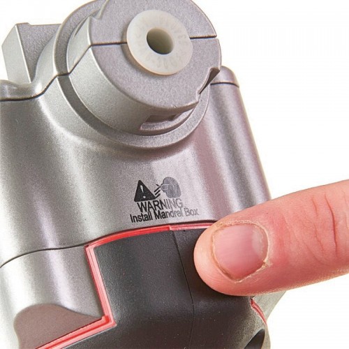 Заклепочник аккумуляторный MILWAUKEE M12 BPRT-0 Ø закл. 2,4-4,8мм (каркас)