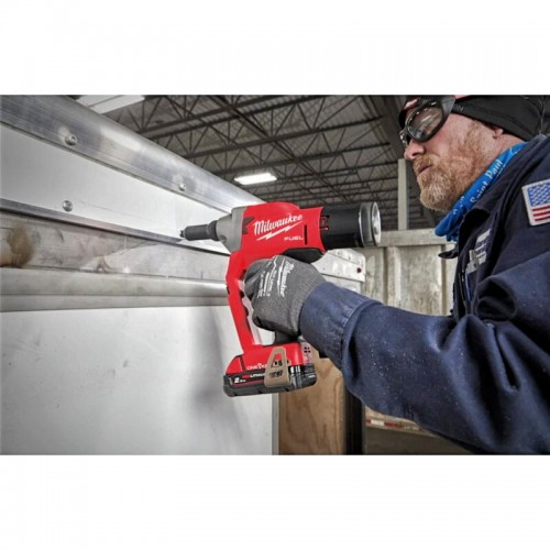 Заклепочник акумуляторний бесщеточный MILWAUKEE M18 ONEFPRT-0X (Ø4,8-7,0мм)(каркас+HDкейс)