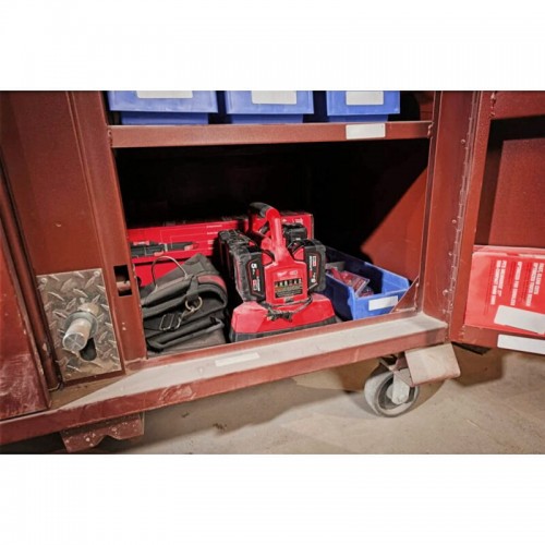 Зарядное устройство MILWAUKEE M18 PC6 (на 6 акк.) PACKOUT, (замена на 4932498551)