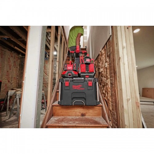 Зарядное устройство MILWAUKEE M18 PC6 (на 6 акк.) PACKOUT, (замена на 4932498551)
